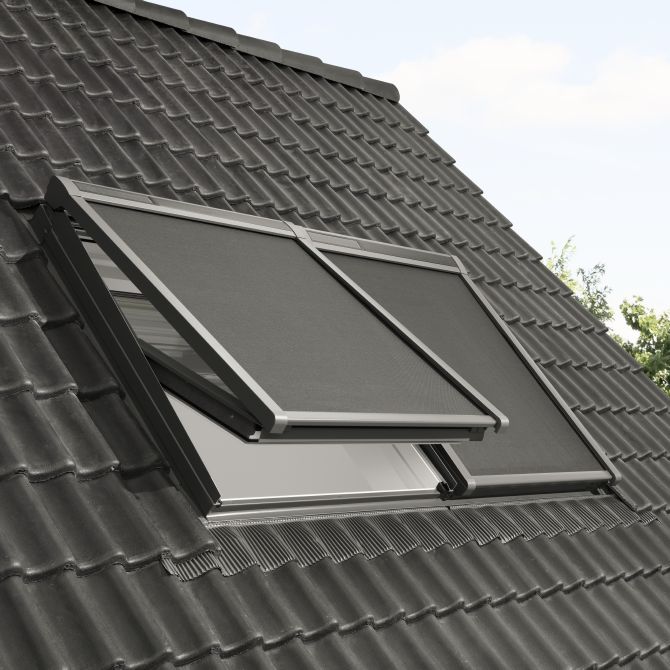 VELUX DSL MK04 1100S STORE OCCULTANT A ENERGIE SOLAIRE BLEU FONCE VELUX DSL MK04 1100S STORE OCCULTANT A ENERGIE SOLAIRE BLEU FONCE